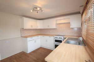 BREAKFAST KITCHEN - click for photo gallery